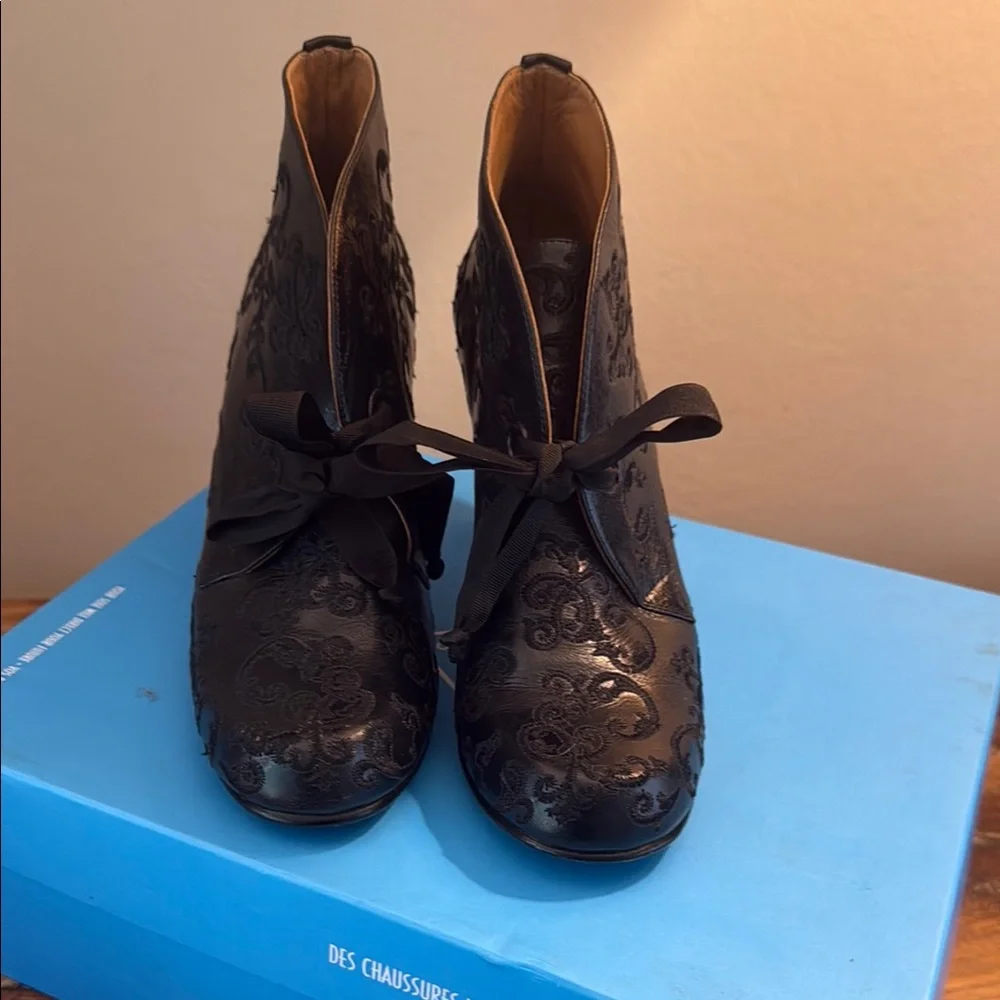 John Fluevog Stunner Black Embroidery Patterned Heeled Boots - Picture 6 of 16